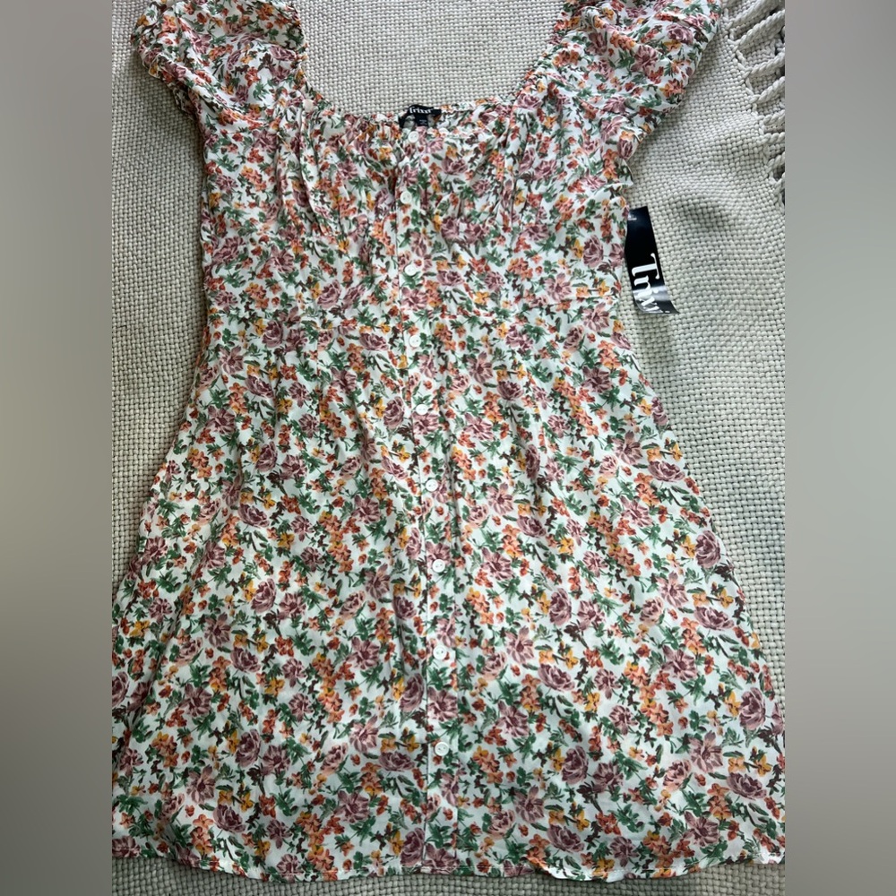 Women’s dress
